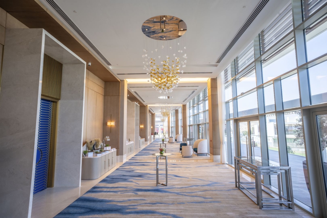 PRECIOSA_Lighting_MuscatHillsHotel_Tivoli_Oman_ArminStudio_Rigel_RawCrystal_2 - kopie