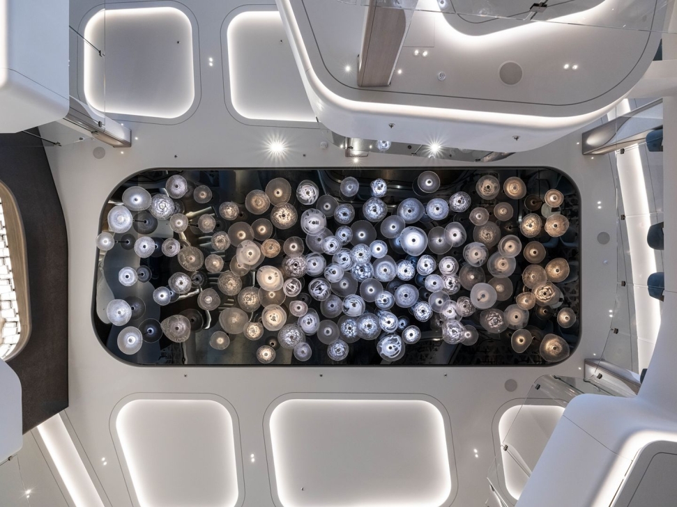 PRECIOSA_Lighting_Royal_Caribbean_CS Norwegian Luna_©_marine_interior_images_10_fullhd