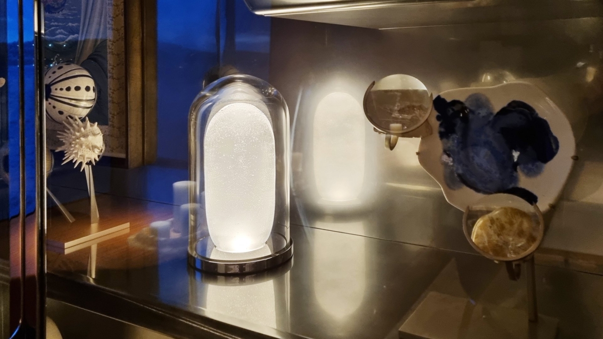 Cabinet lighting