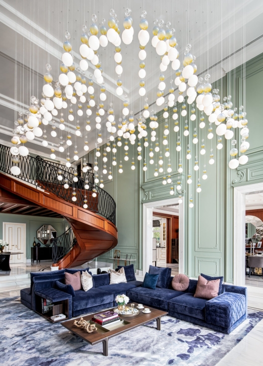XXII Carat Villa living room