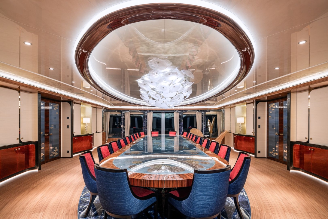 Lady Jorgia dining room