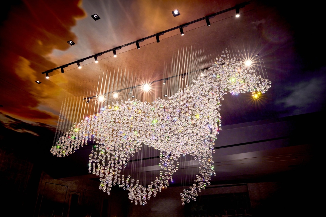 The crystal horse in detail
