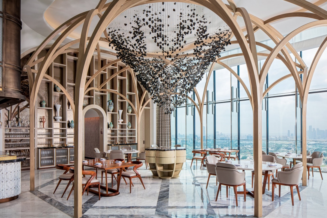 One Zabeel Raw Crystal instalace