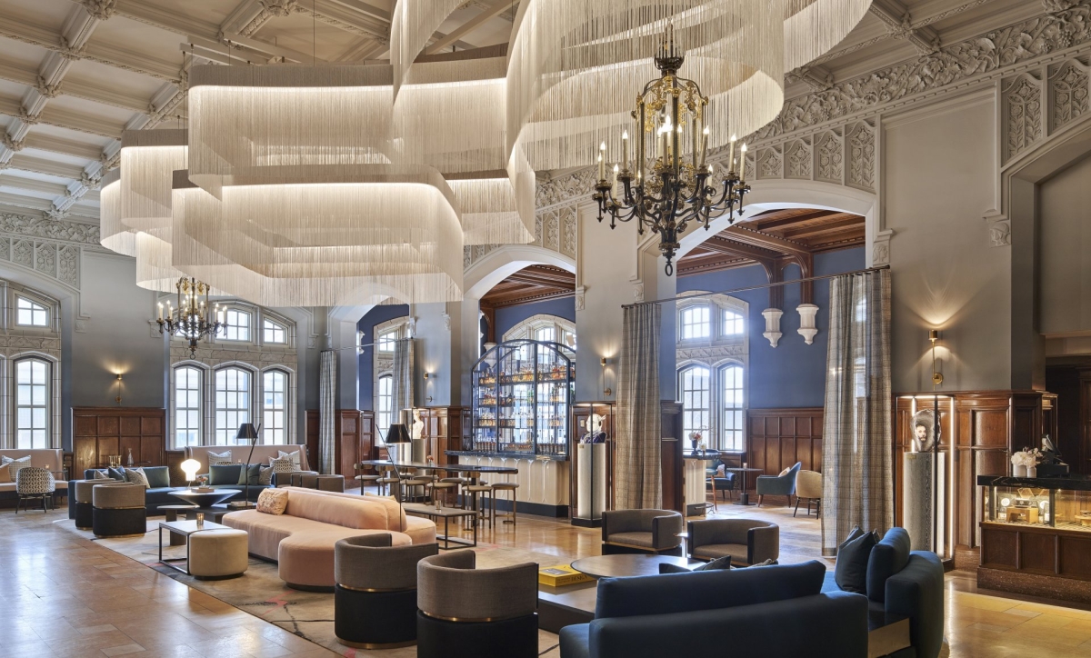 Lighting for hotel’s lobby