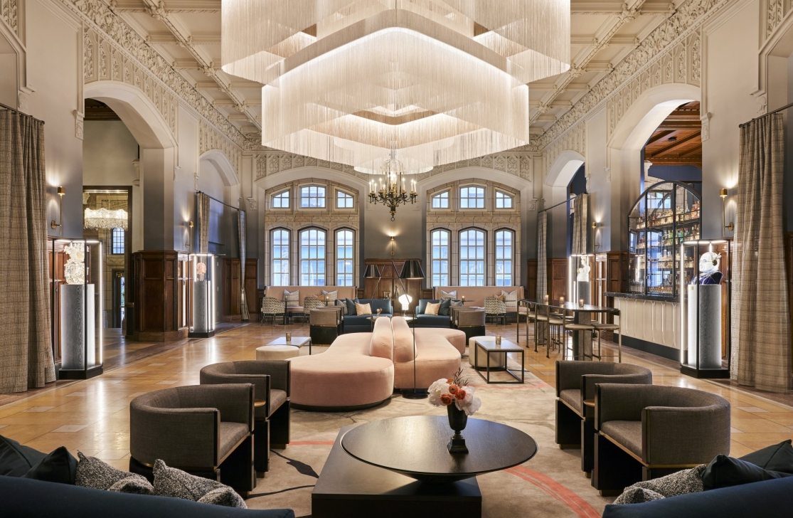 Lighting for hotel’s lobby