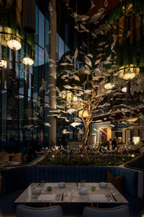 Kai's Songbird Restaurant in the evening