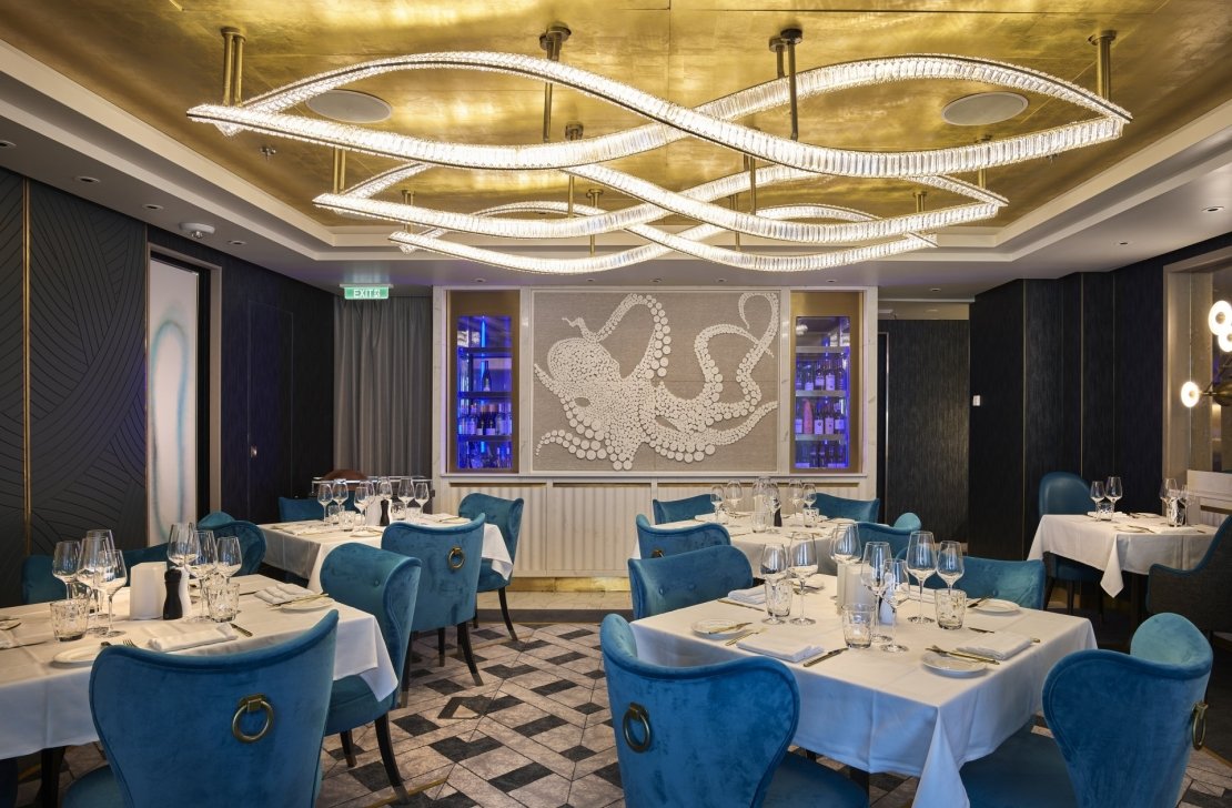 Crystal Endeavor Cruise Ship restaurant