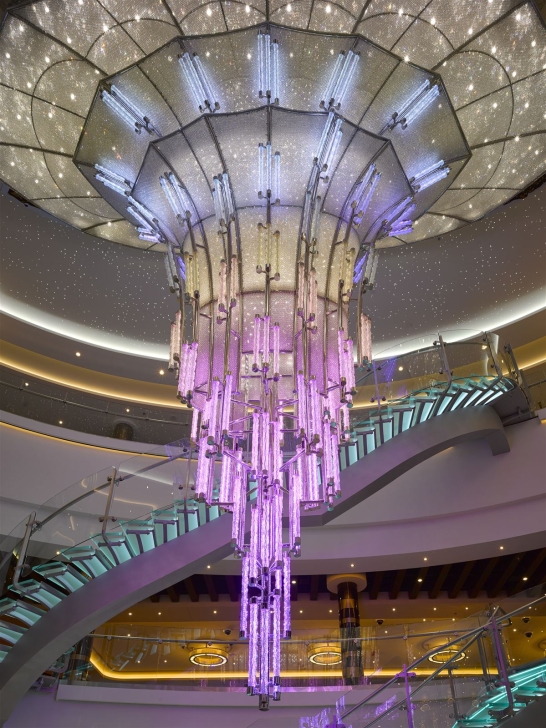 Rainbow crystal luminaire