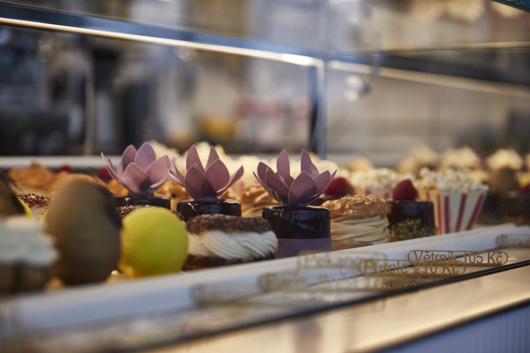 PRECIOSA_Lighting_PEU_IFChocolate_Prague (1)