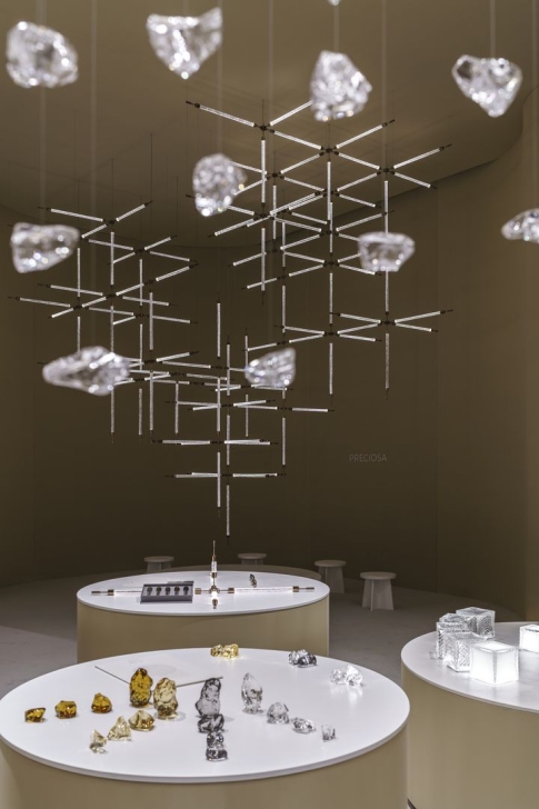 PRECIOSA_Lighting_Euroluce_2025_Stand (5)_fullhd