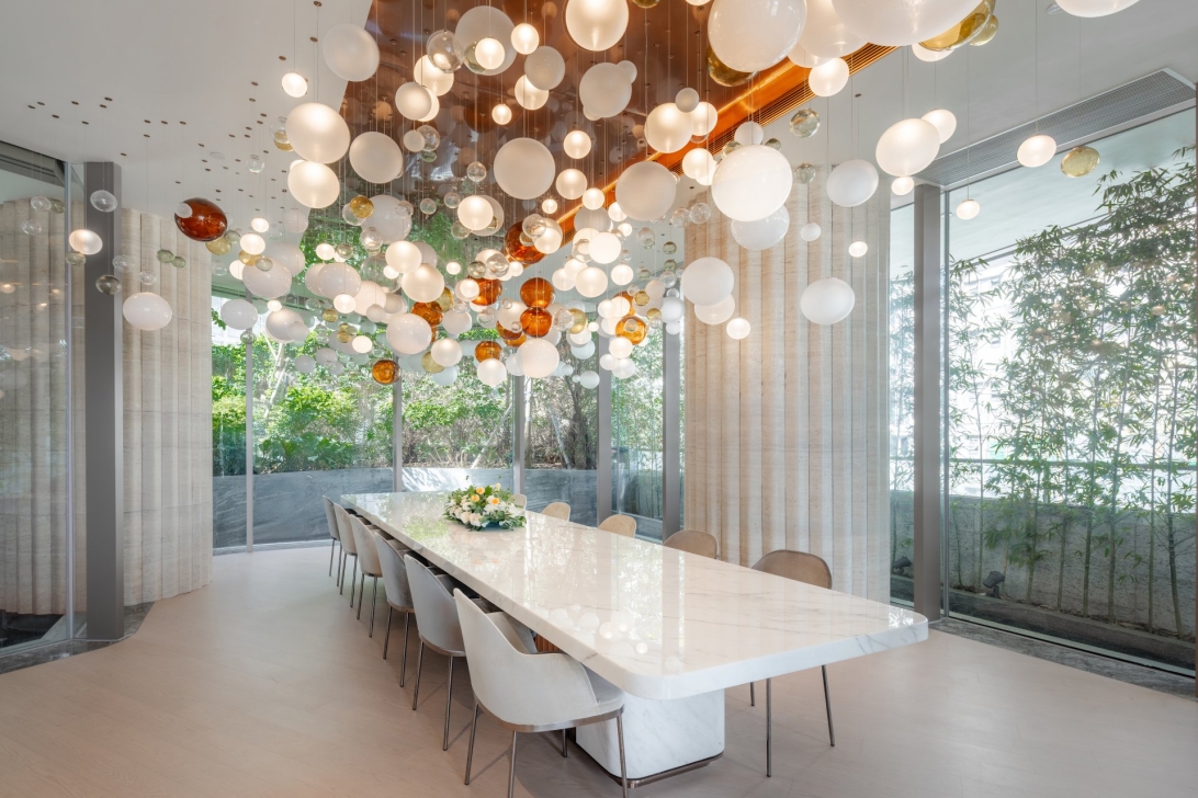 PRECIOSA_Lighting_KennedyRoad_HongKong_PHK (2)-1