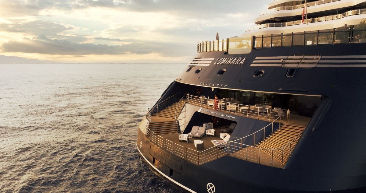 PRECIOSA_Lighting_Ritz_Carlton_Yacht_Luminara_LU_2025_Exteriors_The Marina_fullhd