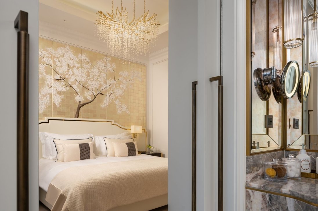 PRECIOSA_Lighting_CorinthiaBucharest_Oct2024_SignatureSuite_Livingroom wide 1_web max -4-