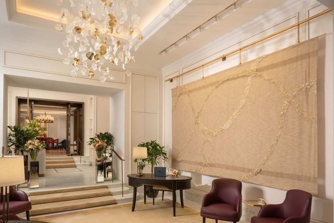 PRECIOSA_Lighting_CorinthiaBucharest_Oct2024_SignatureSuite_Livingroom wide 1_web max -6-