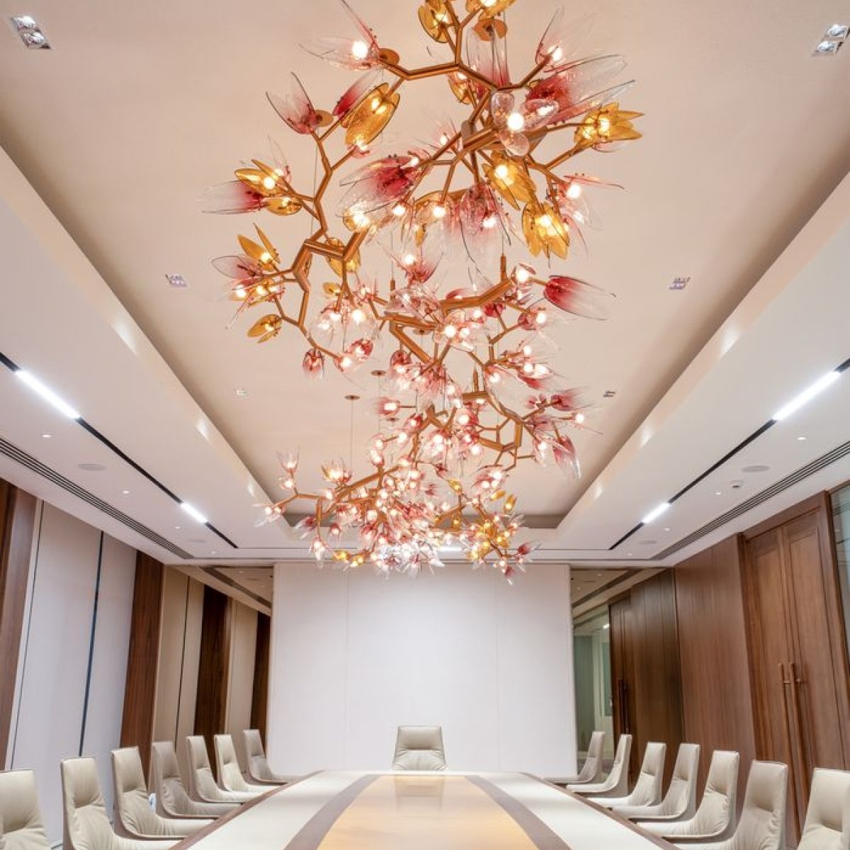 PRECIOSA_Lighting_Sultan_Haitham_City_Experience_Center_Oman_5