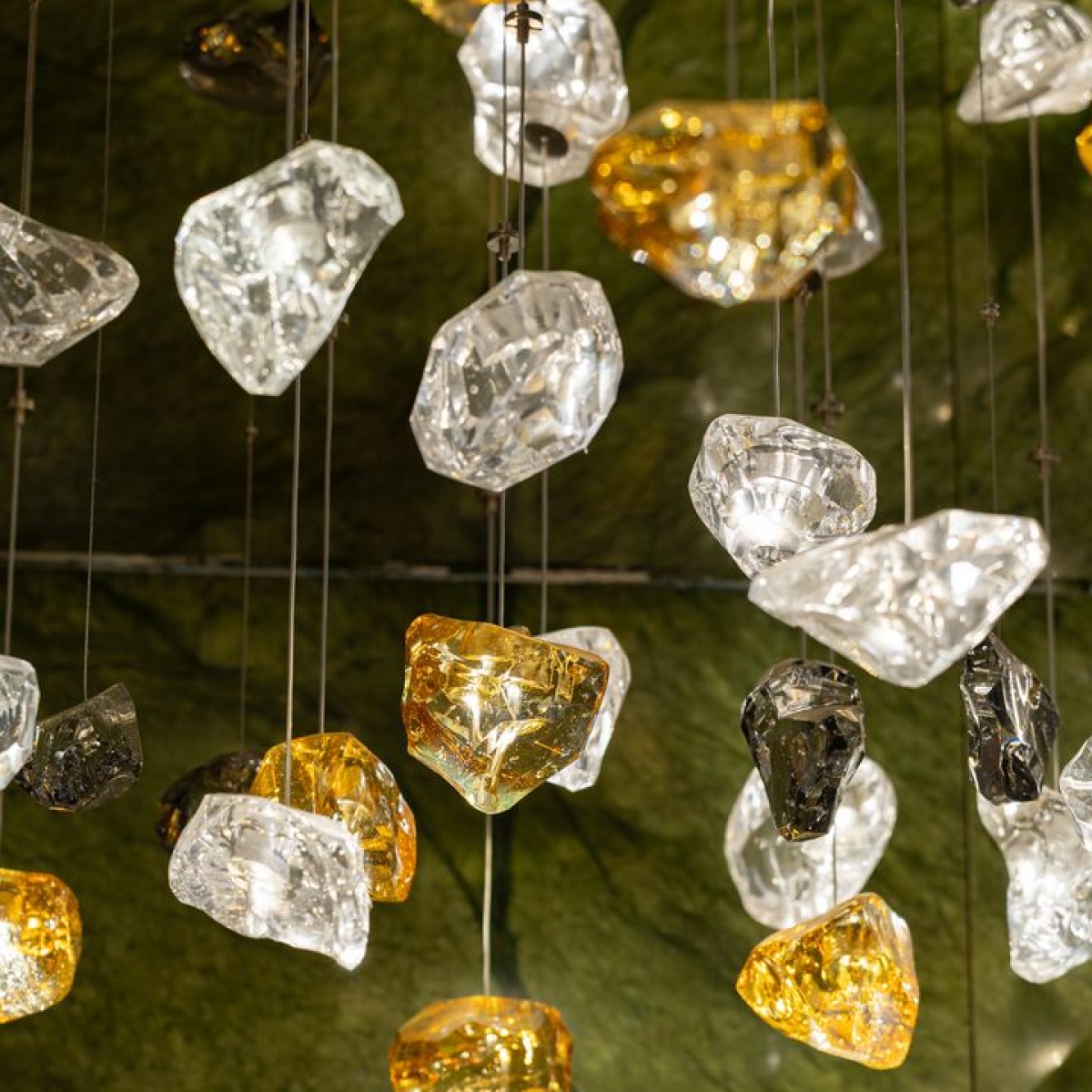 PRECIOSA_Lighting_Mandarin_Oriental_London_Raw_Crystal_Katerina_Souckova_14
