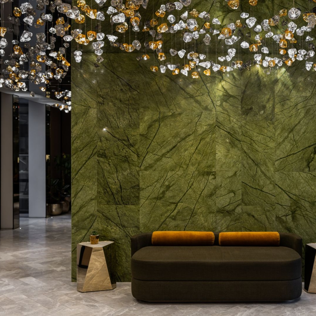 PRECIOSA_Lighting_Mandarin_Oriental_London_Raw_Crystal_Katerina_Souckova_6