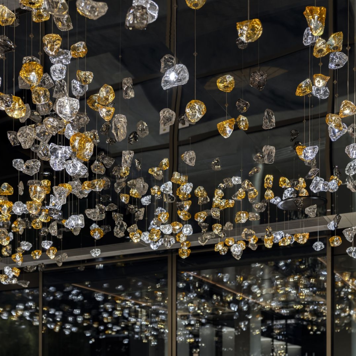 PRECIOSA_Lighting_Mandarin_Oriental_London_Raw_Crystal_Katerina_Souckova_2