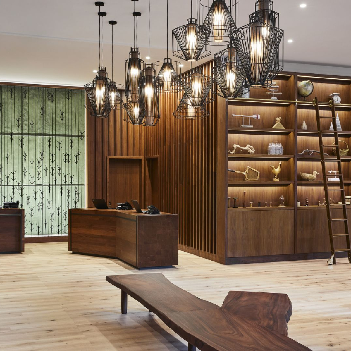 PRECIOSA_Lighting_Hyatt_Centric_USA_Front_Desk_fullhd