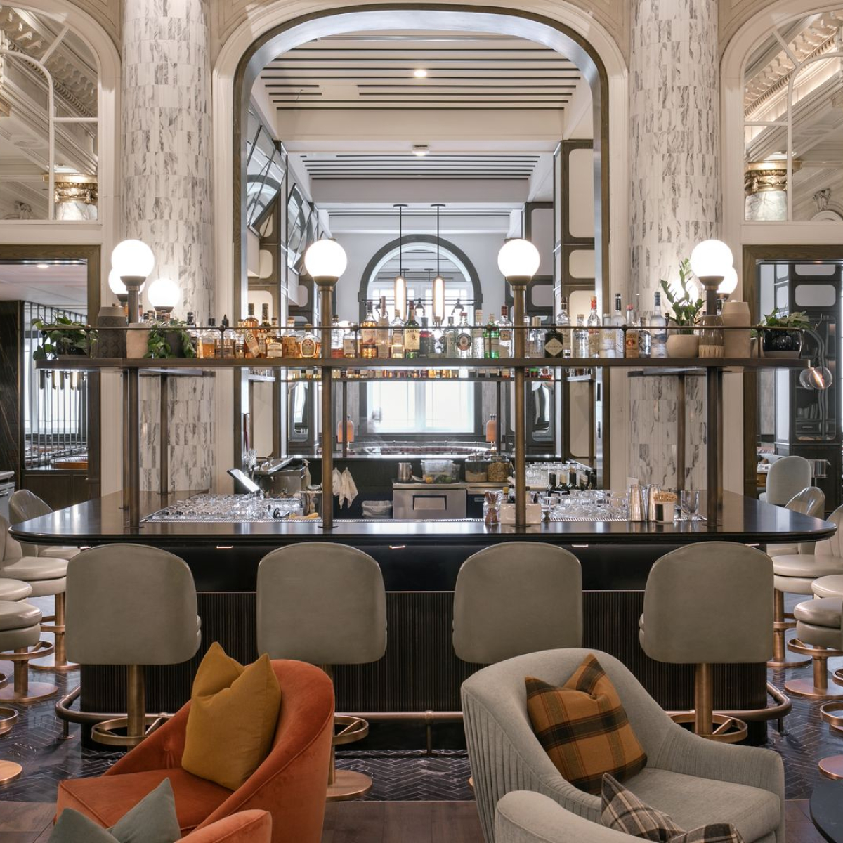 PRECIOSA_Lighting_Fairmont_Chateau_Lake_Louise_Canada_Photo_By_Jamie_Anholt_5_full_fullhd