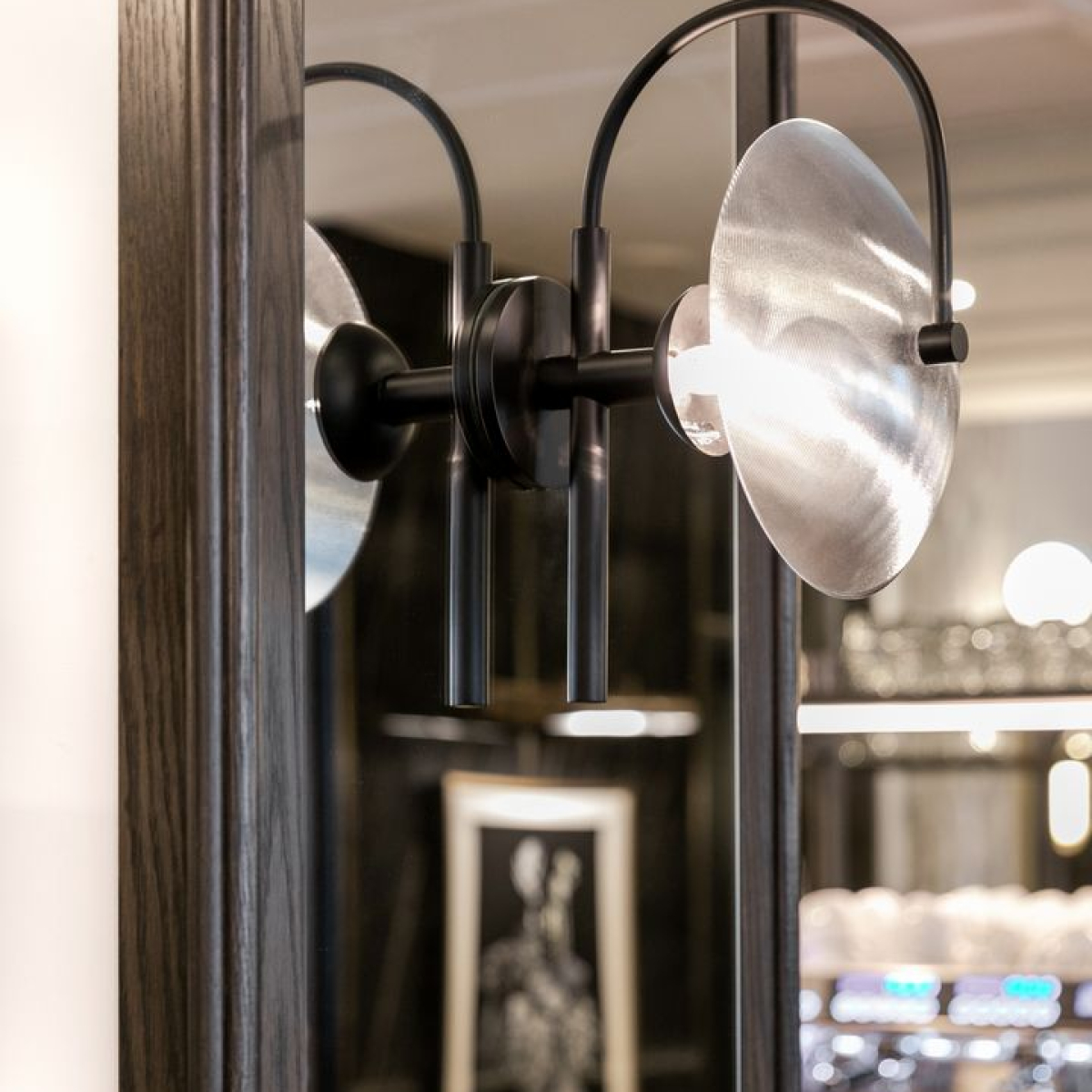 PRECIOSA_Lighting_Fairmont_Chateau_Lake_Louise_Canada_Photo_By_Jamie_Anholt_3_full_fullhd