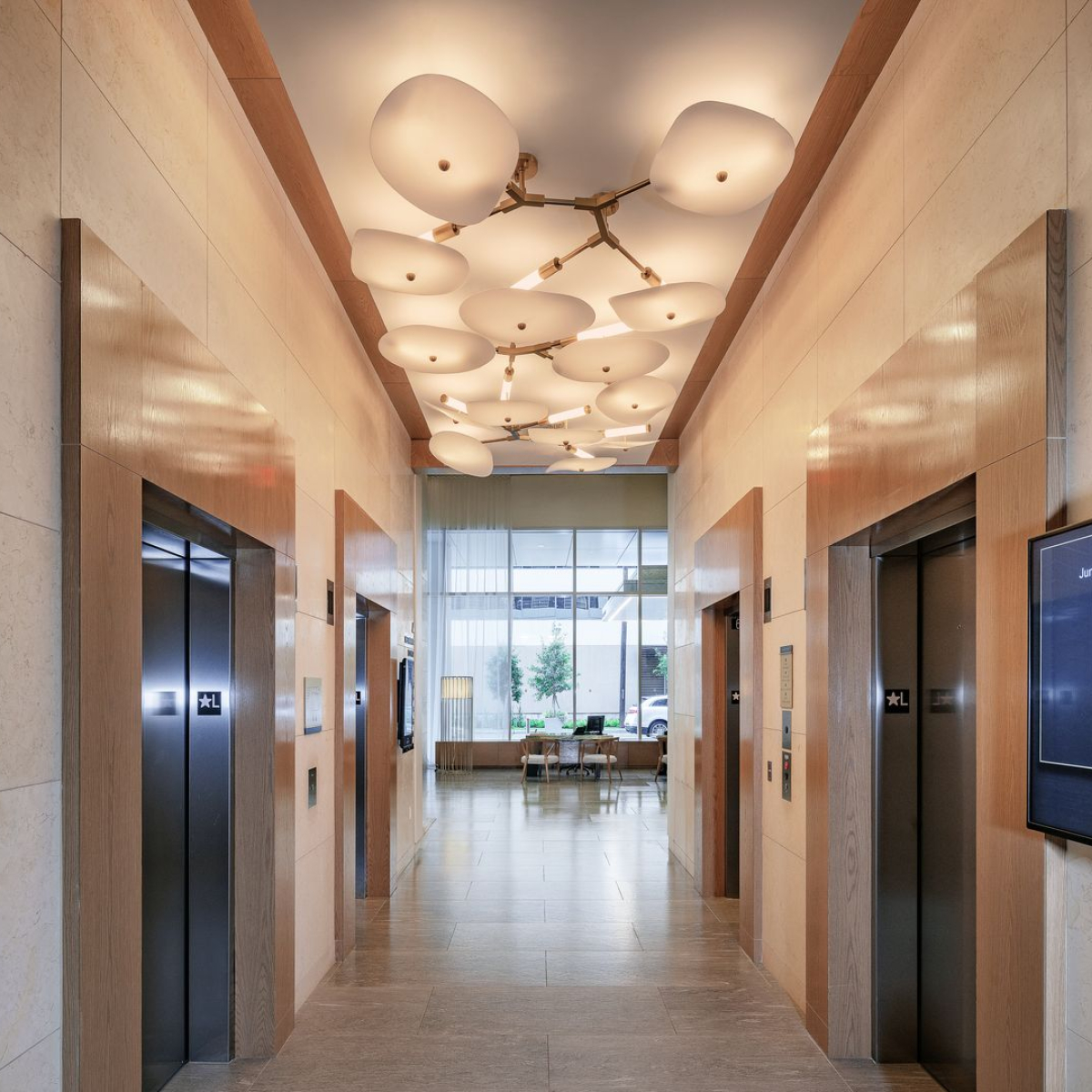 PRECIOSA_Lighting_17_PNY_427_Intercontinental_Hotel_Houston_2018_Photo_Natalie_Benesova_4_full_fullhd