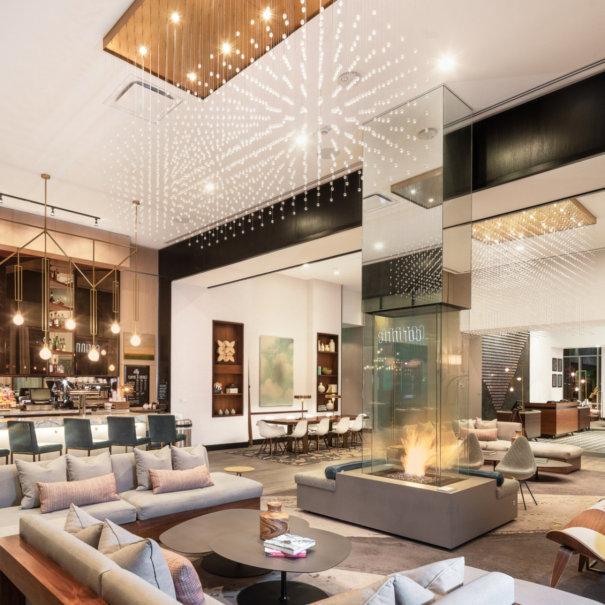 PRECIOSA_Lighting_16_PNY_354_17_PNY_430_Le_Meridien_Denver_Downtown_Denver_2017_Photo_Natalie_Benesova_S_N_Photography_4_full