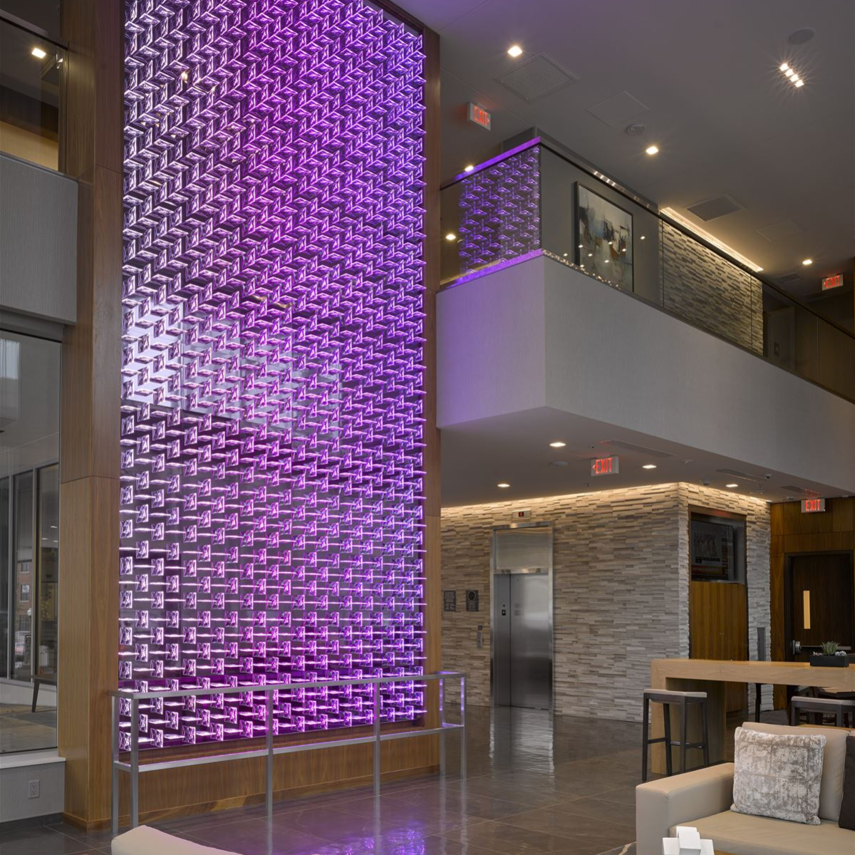 PRECIOSA-Lighting-15-PNY-455-AC-Hotel-Madison-2017-Photo-Filip-Slapal-56-medium