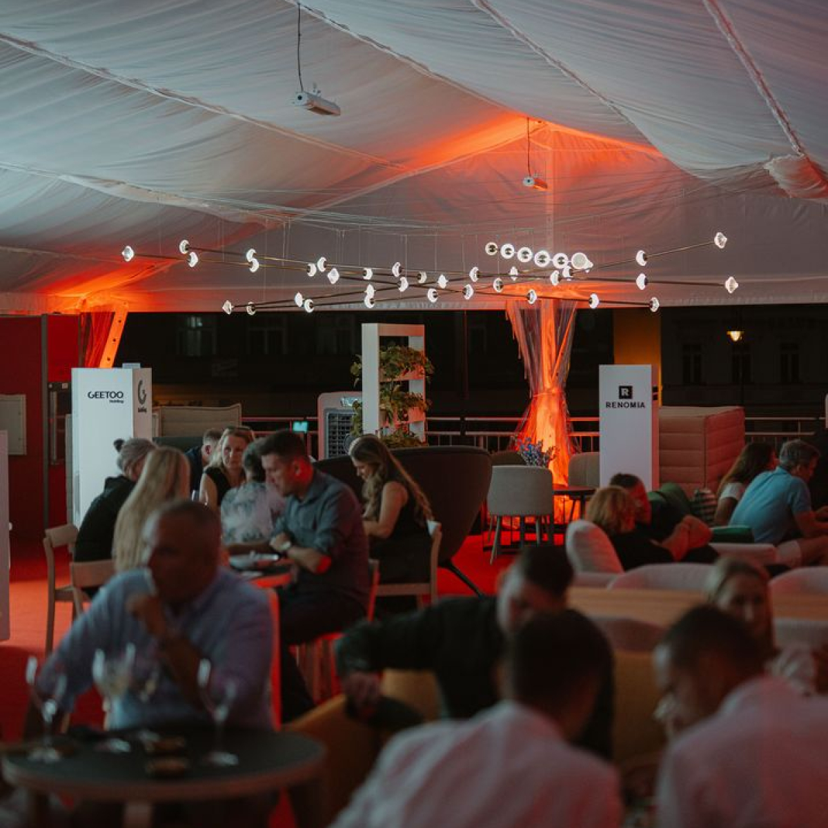 PRECIOSA_Lighting_Kviff_2025_PUPP_UP_Crystal_Links_fullhd6