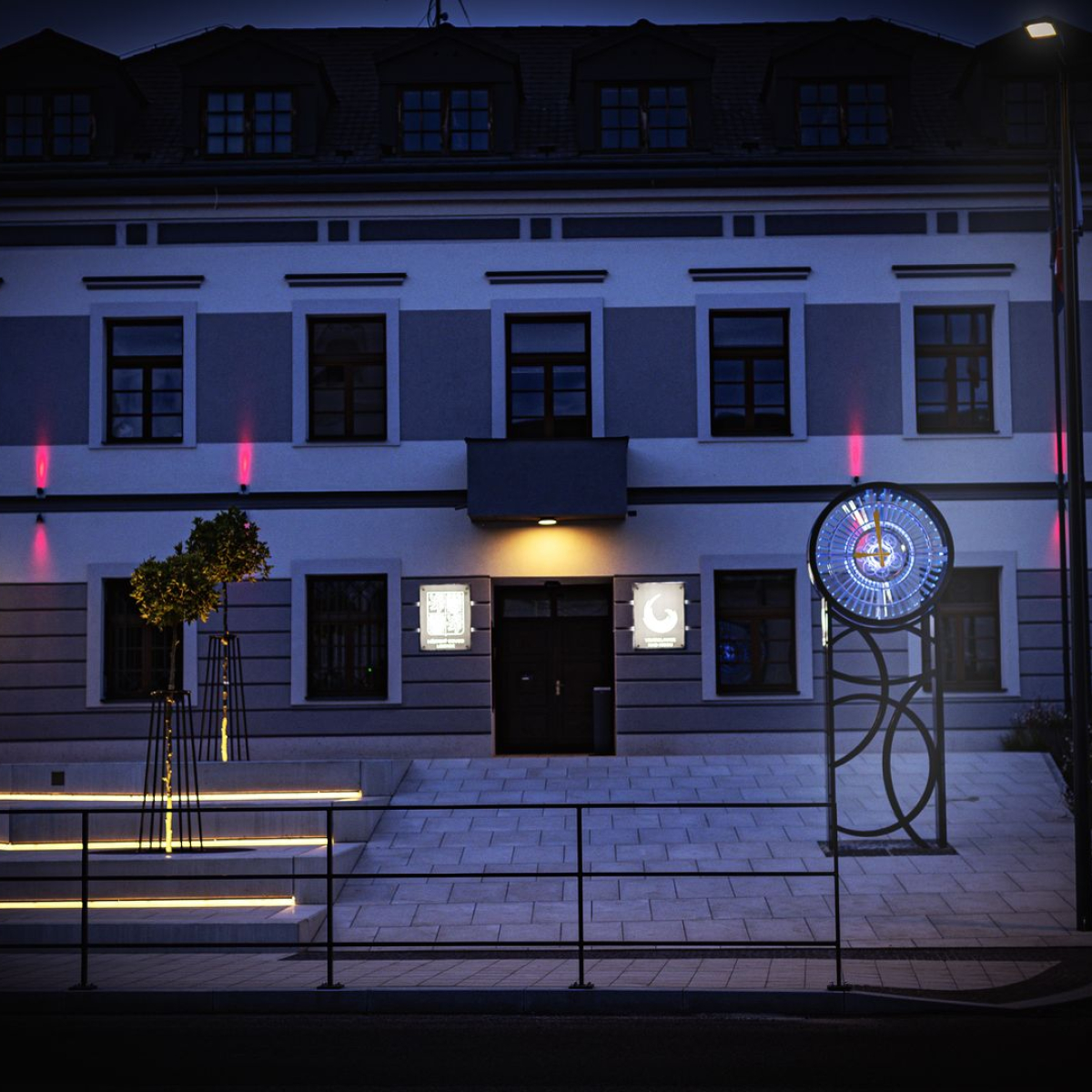 PRECIOSA_Lighting_Vratislavice_Hodiny_2025 (3)_fullhd