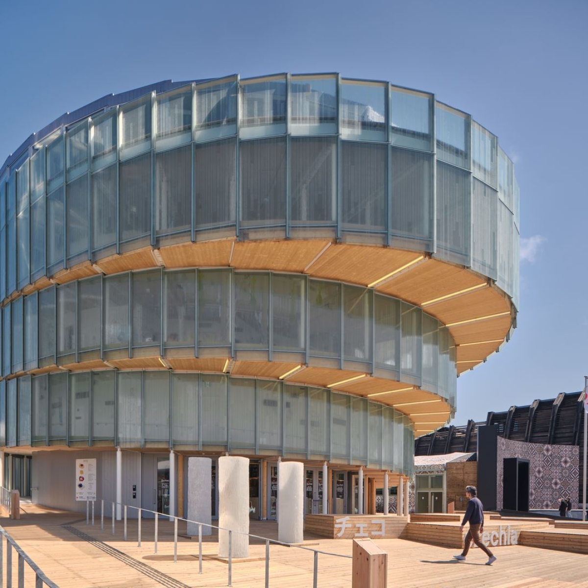 PRECIOSA_Lighting_Expo_2025_Osaka_Apropos_Architects_Boysplaynice-09 (8)_fullhd