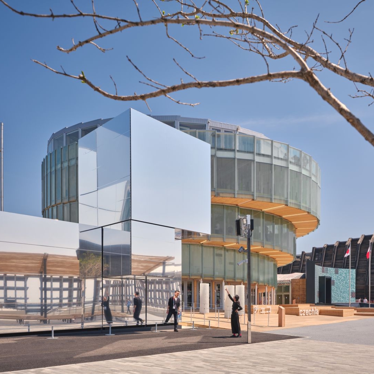 PRECIOSA_Lighting_Expo_2025_Osaka_Apropos_Architects_Boysplaynice-09 (7)_fullhd