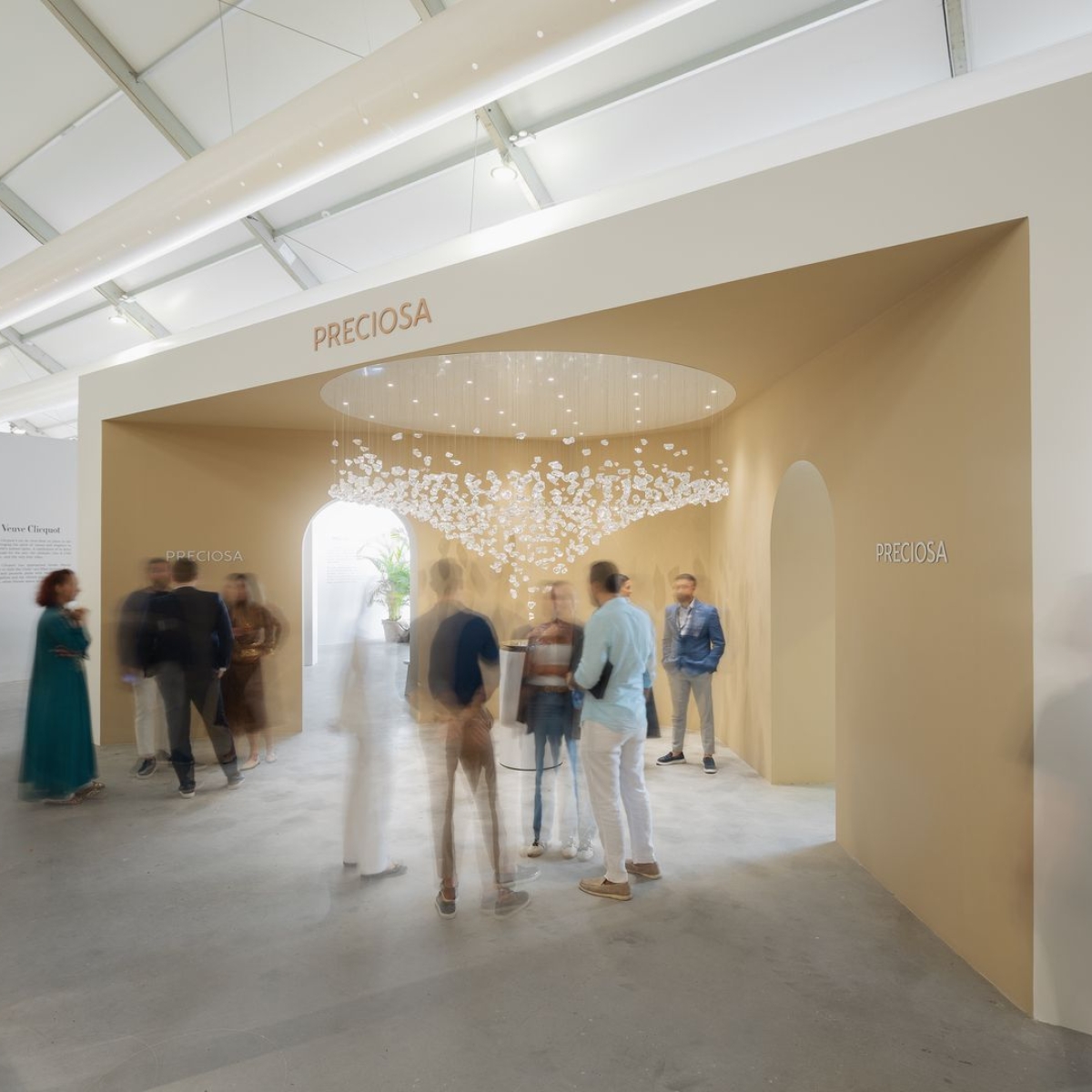 PRECIOSA_Lighting_Design_Downtown_Dubai_2025_David_Markovič_fullhd (1)