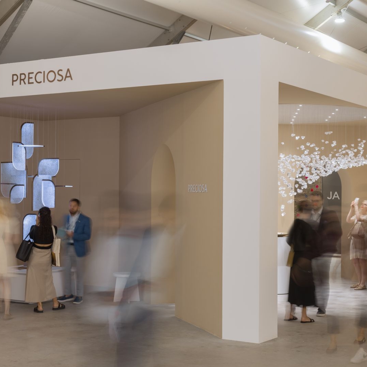 PRECIOSA_Lighting_Design_Downtown_Dubai_2025_David_Markovič_fullhd (17)