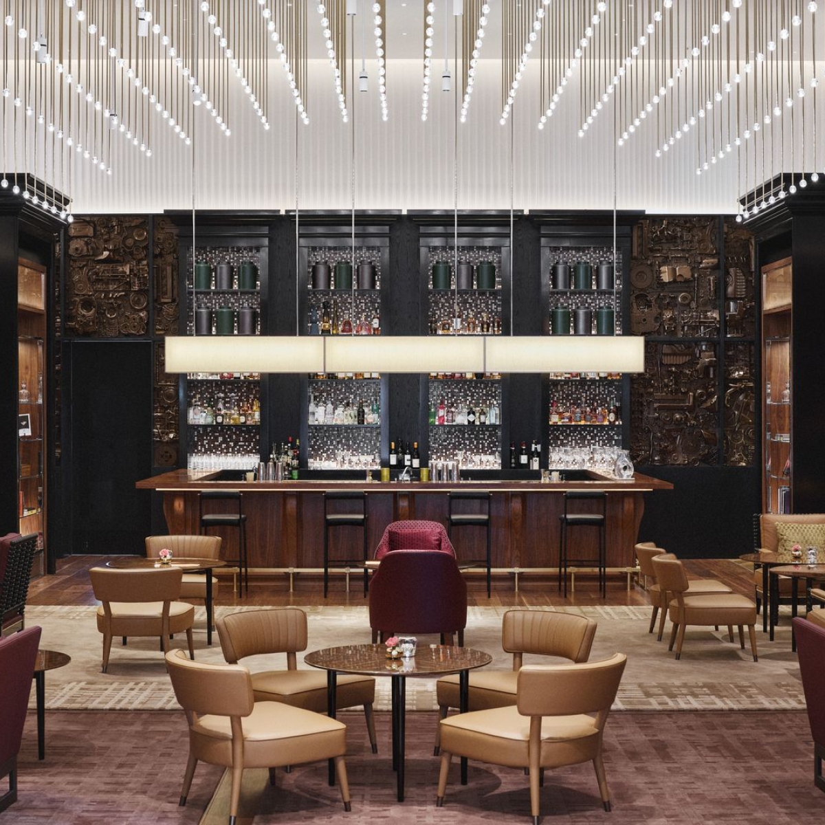 PRECIOSA_Lighting_Park_Hyatt_Nine_Elms_London_BAR LOUNGE_SEATING AREA_BAR FRONT VIEW_fullhd