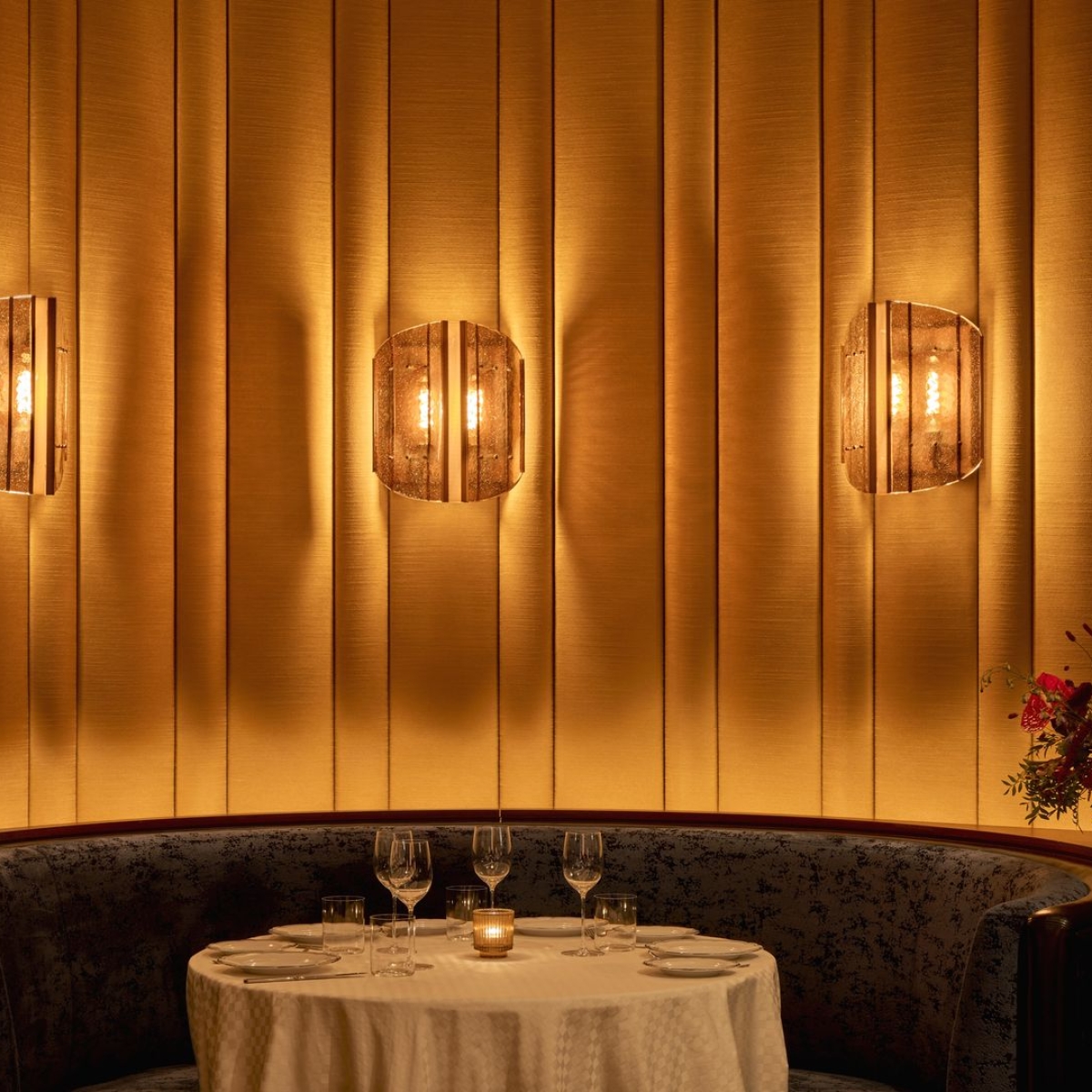 PRECIOSA_Lighting_LA-TETE-D’OR_MAIN-DINING-ROOM_042-FINAL-Credit-Jason-Varney_fullhd