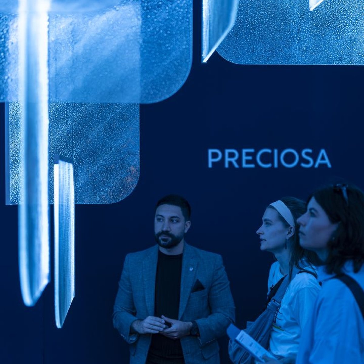 PRECIOSA_Lighting_MDW2026_Drifting_Lights_Mood_Jan_Doležal_55_fullhd