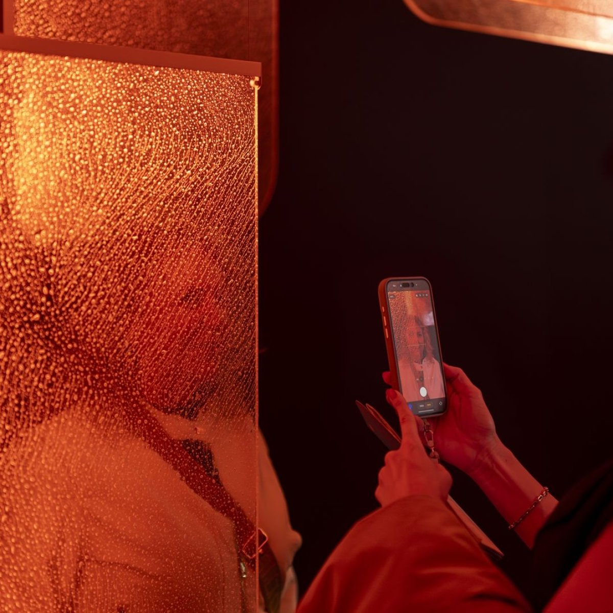 PRECIOSA_Lighting_MDW2026_Drifting_Lights_Mood_Jan_Doležal_8_fullhd (1)