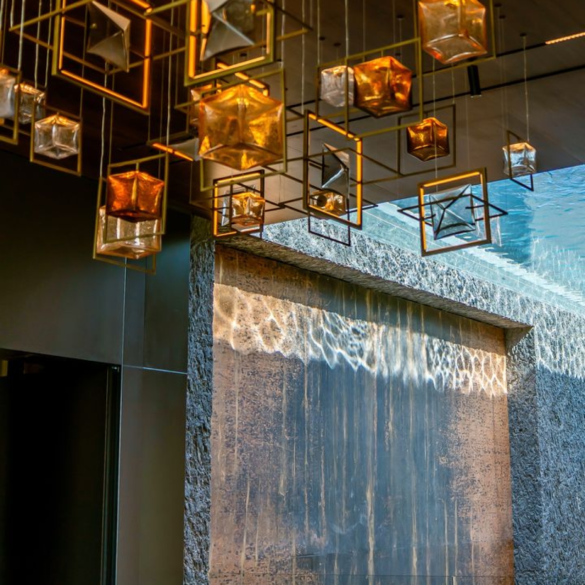 PRECIOSA_Lighting_Reference_LUZERA_Villa_Dubai_9