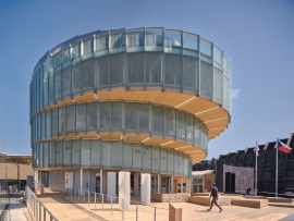 PRECIOSA_Lighting_Expo_2025_Osaka_Apropos_Architects_Boysplaynice-09 (8)_fullhd