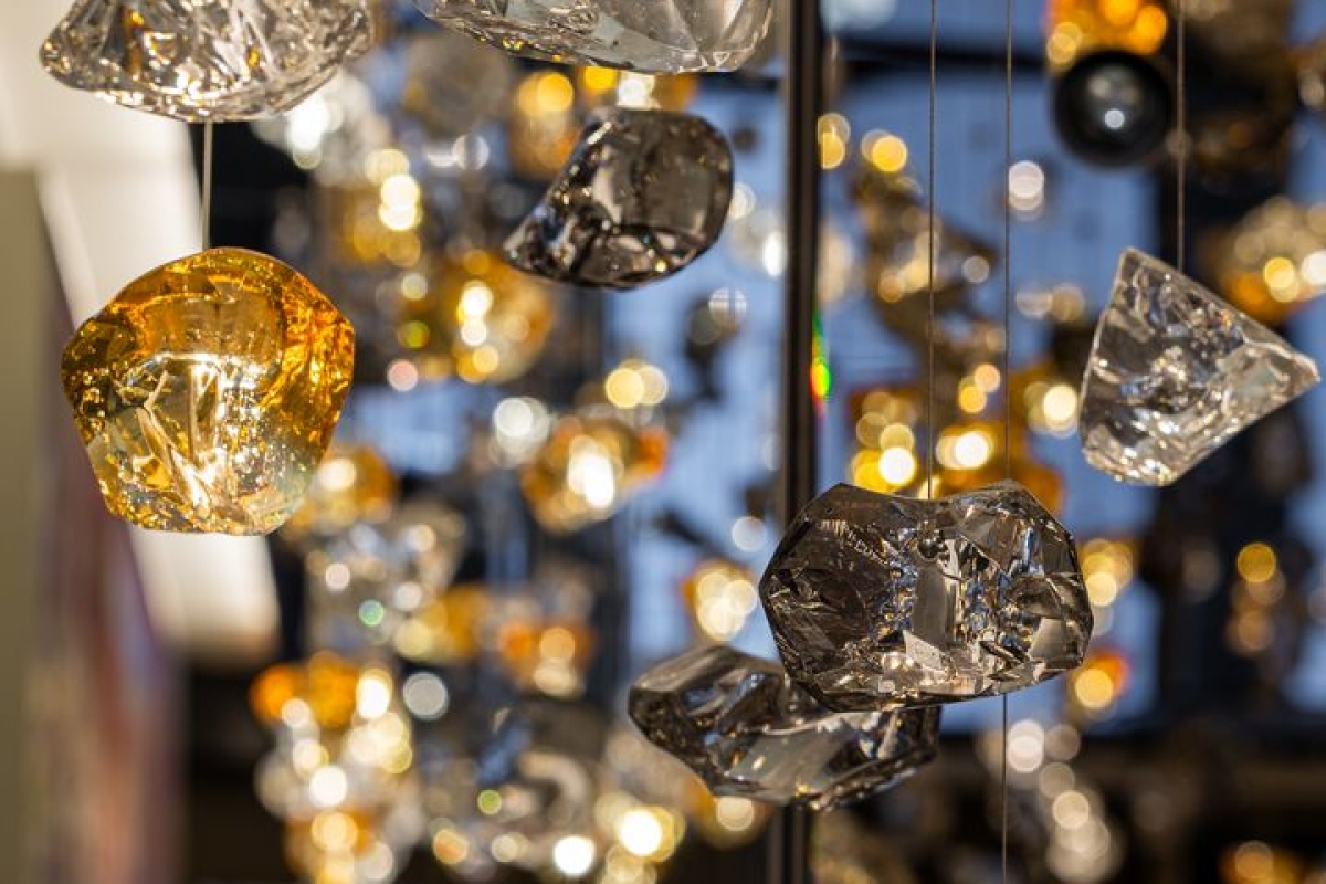 PRECIOSA_Lighting_Mandarin_Oriental_London_Raw_Crystal_Katerina_Souckova_15