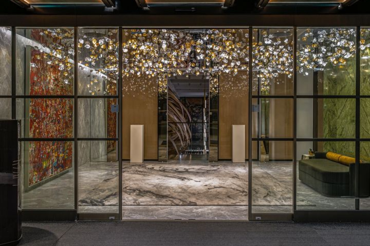 PRECIOSA_Lighting_Mandarin_Oriental_London_Raw_Crystal_Katerina_Souckova_12