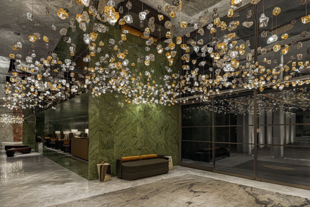 PRECIOSA_Lighting_Mandarin_Oriental_London_Raw_Crystal_Katerina_Souckova_5