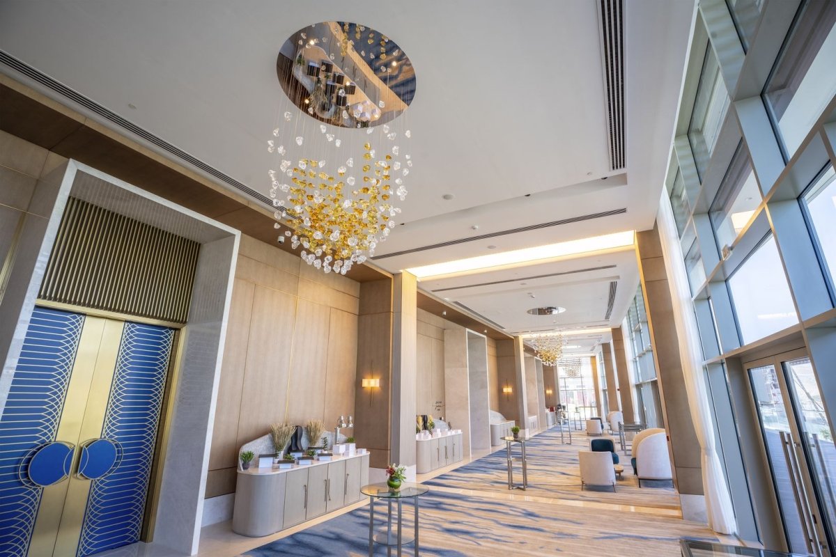 PRECIOSA_Lighting_MuscatHillsHotel_Tivoli_Oman_ArminStudio_Rigel_RawCrystal_5 - kopie