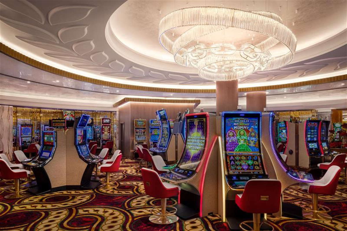 PRECIOSA_Lighting_Caesar_Palace_Las_Vegas (4)-retus