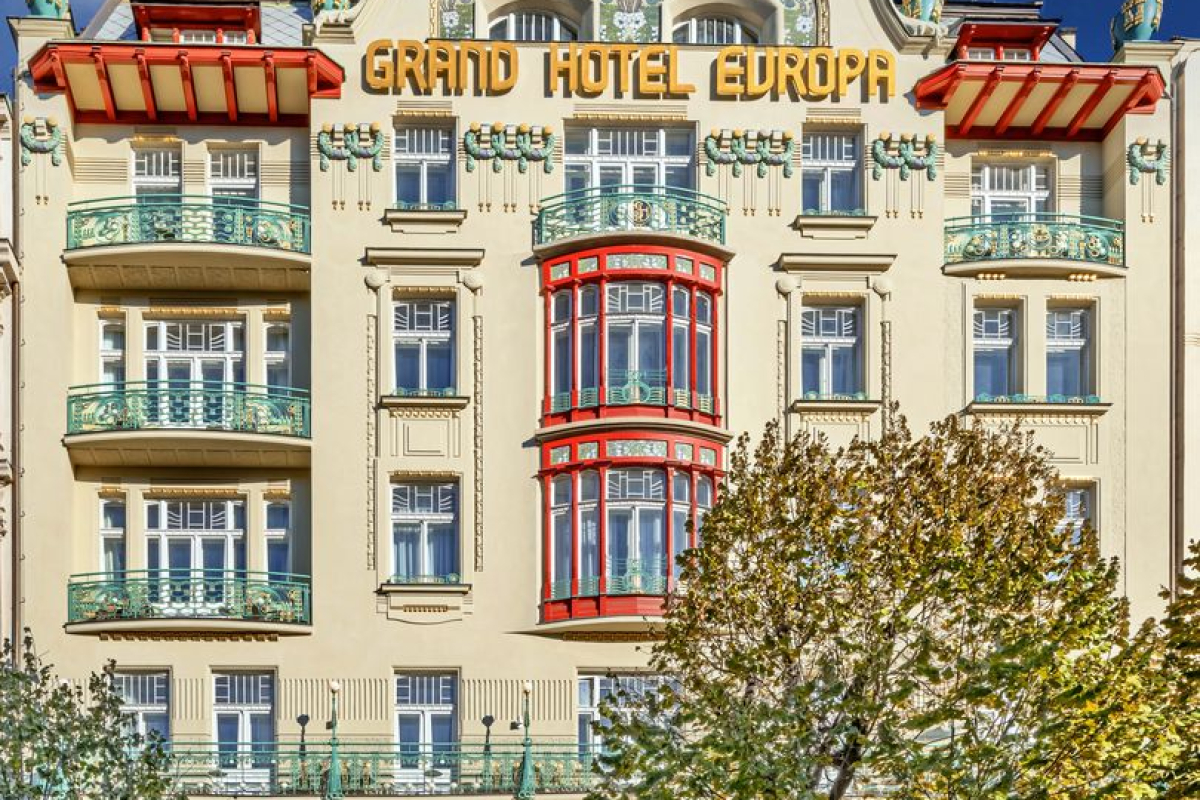 PRECIOSA_Lighting_PEU_HotelEvropa_Czechia_Eric_Laignel (5)_fullhd (1) - kopie