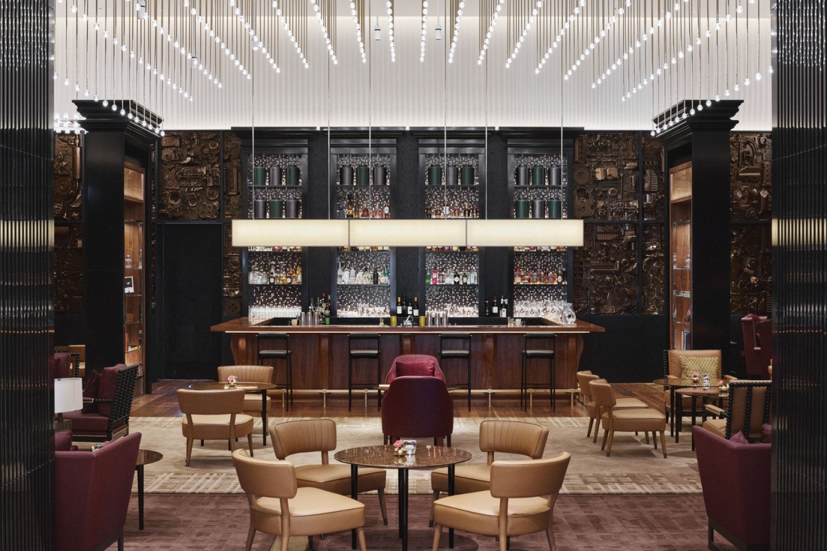 PRECIOSA_Lighting_Park_Hyatt_Nine_Elms_London_BAR LOUNGE_SEATING AREA_BAR FRONT VIEW_fullhd