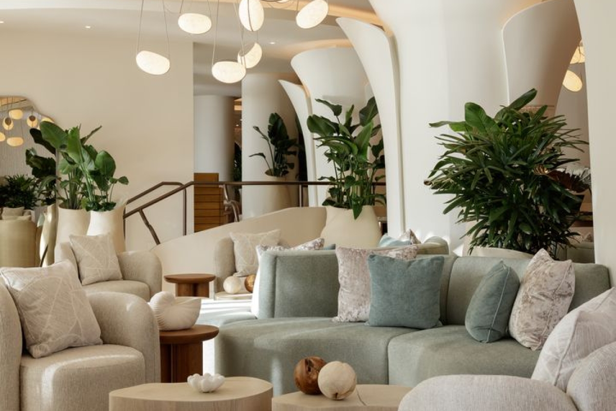 PRECIOSA_Lighting_Andaz_Miami_PNY_Architecture_Social_1_fullhd