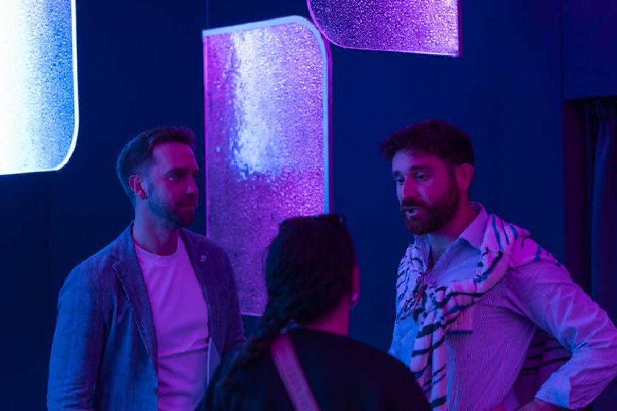 PRECIOSA_Lighting_MDW2026_Drifting_Lights_Mood_Jan_Doležal_15_fullhd