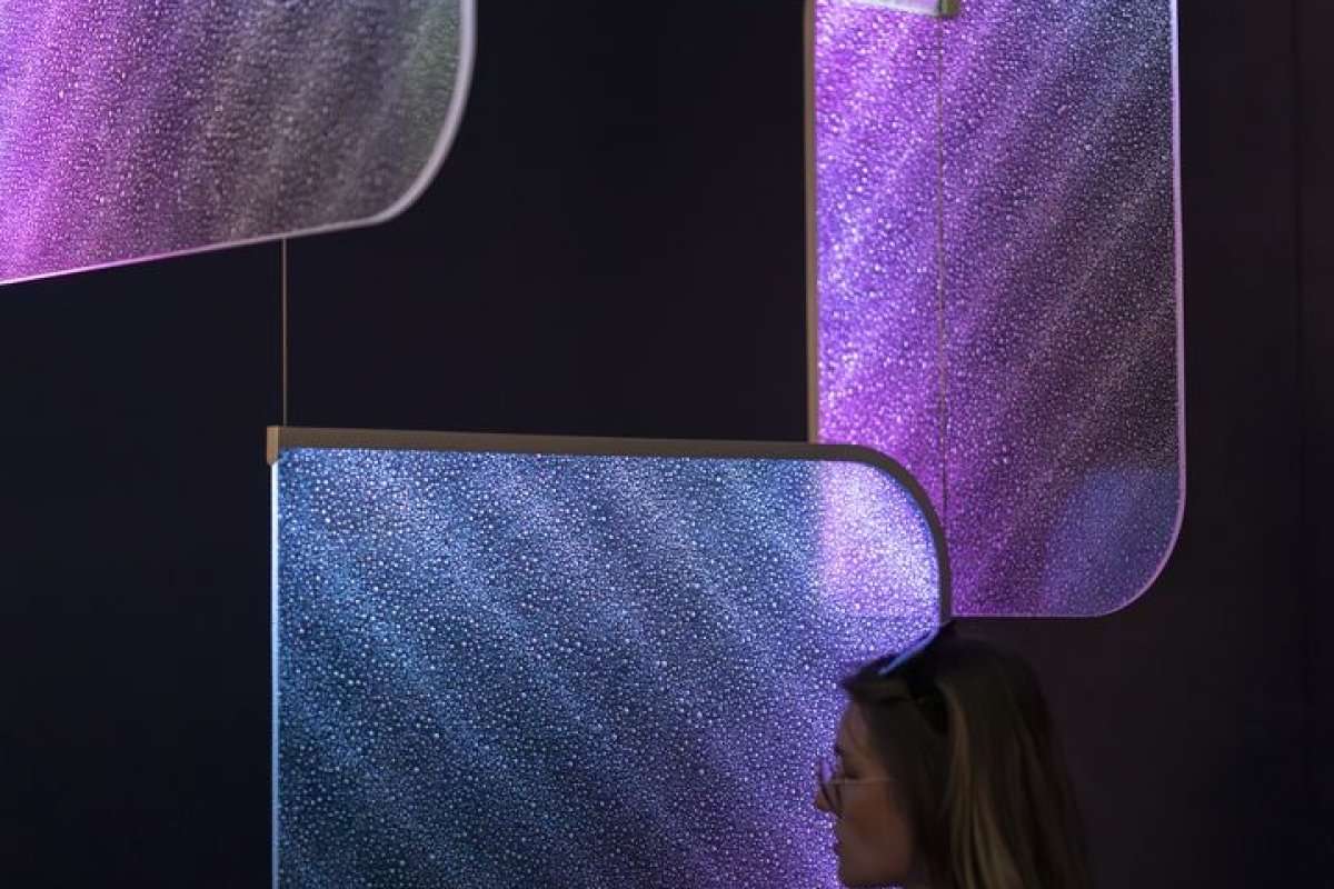 PRECIOSA_Lighting_MDW2026_Drifting_Lights_Mood_Jan_Doležal_22_fullhd